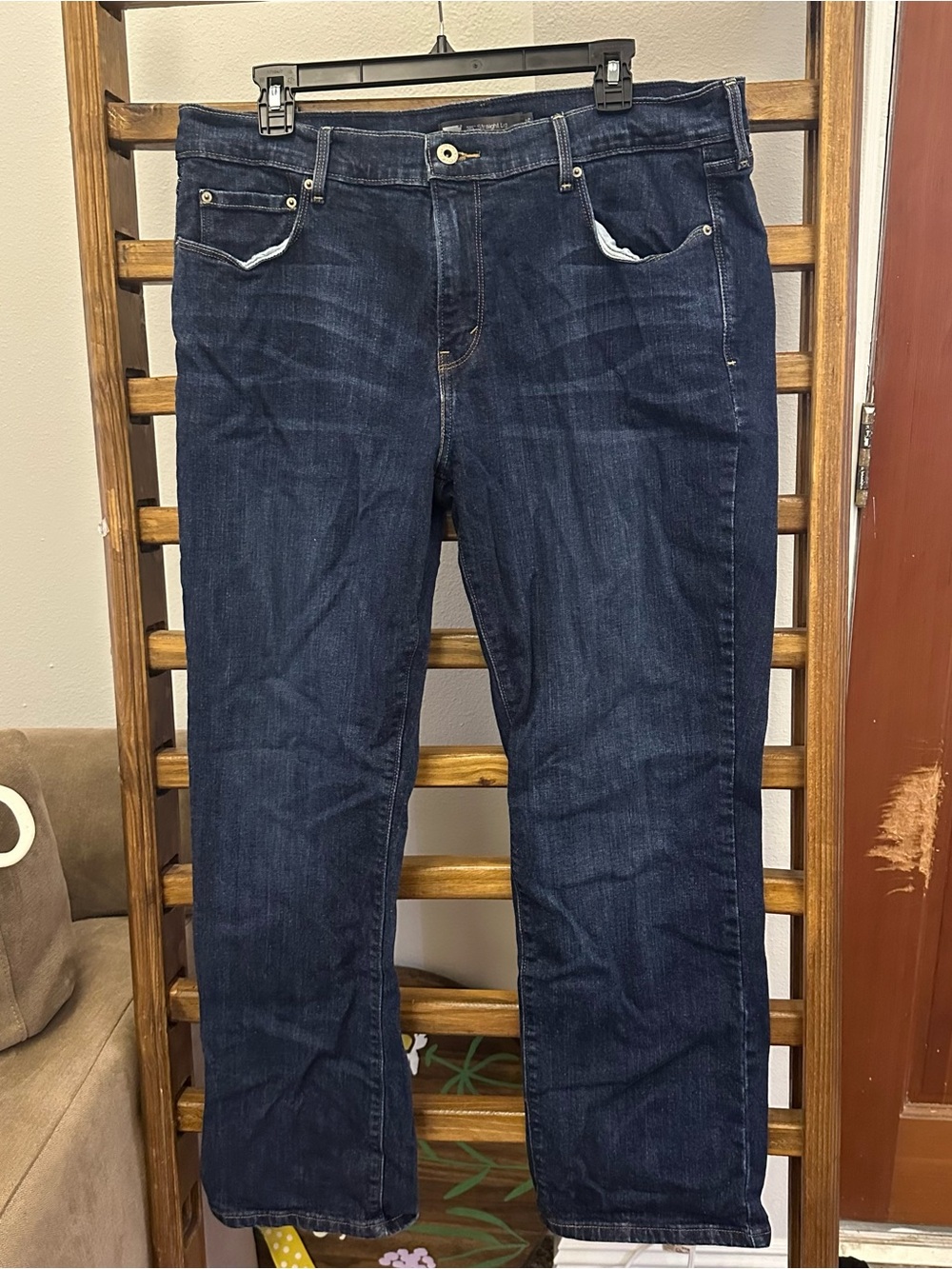 Levi's Straight Leg Dark Blue Women's Jeans
